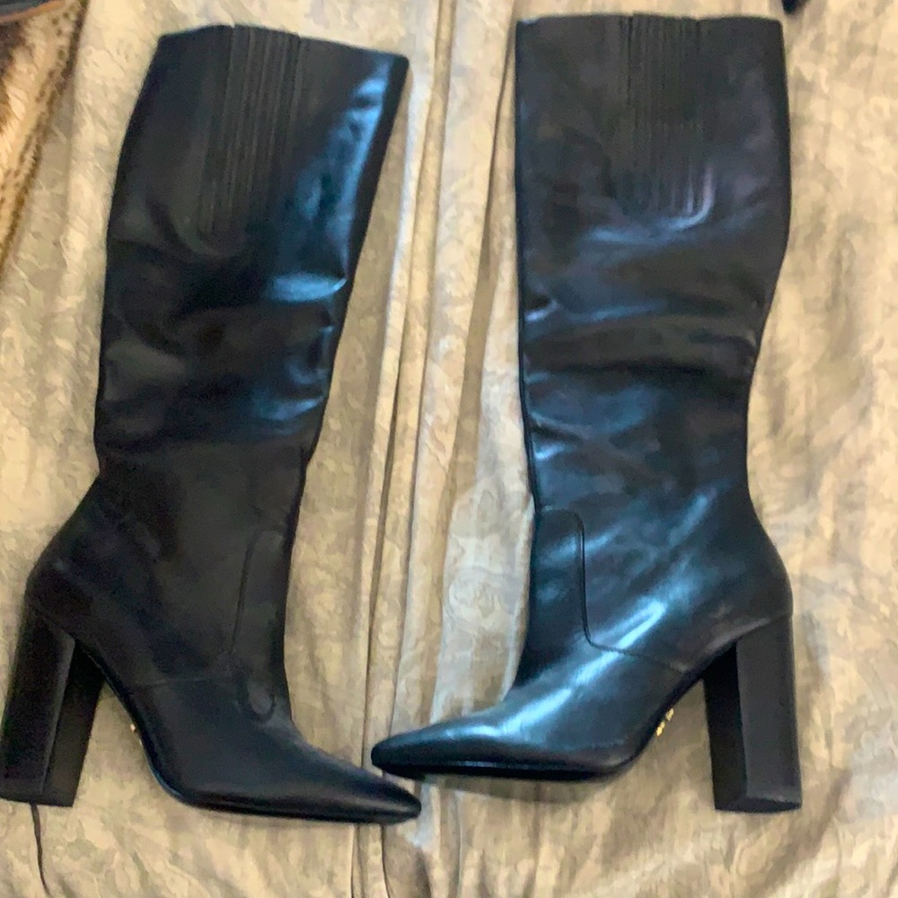 Black leather 3inch heel boots
